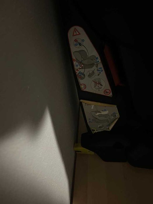 Cadeira Maxi Cosi com Isofix e pé de segurança