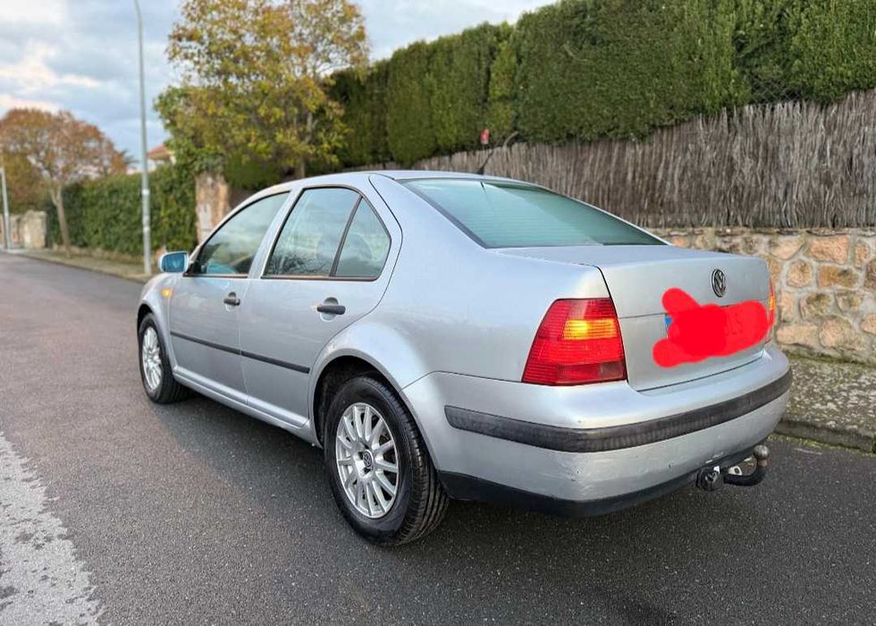 Vendo VW BORA a gasolina
