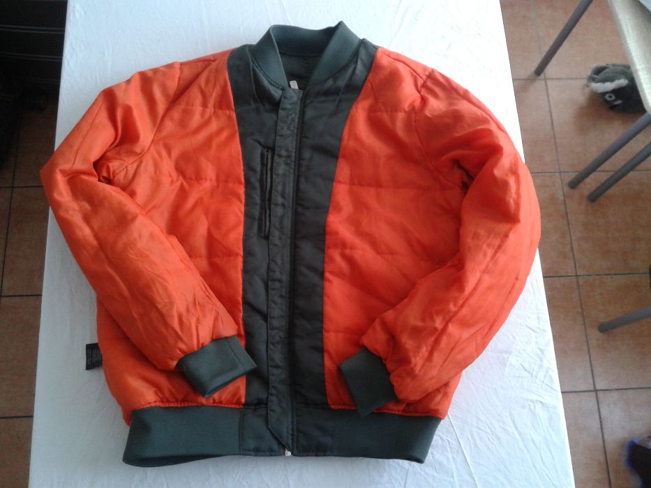 Nowa kurtka oryg zielony flek wojskowy,rozm M..