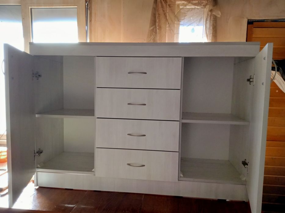 Меблі на замовлення. Пенали, шафи купе, ліжка, кухні та інше