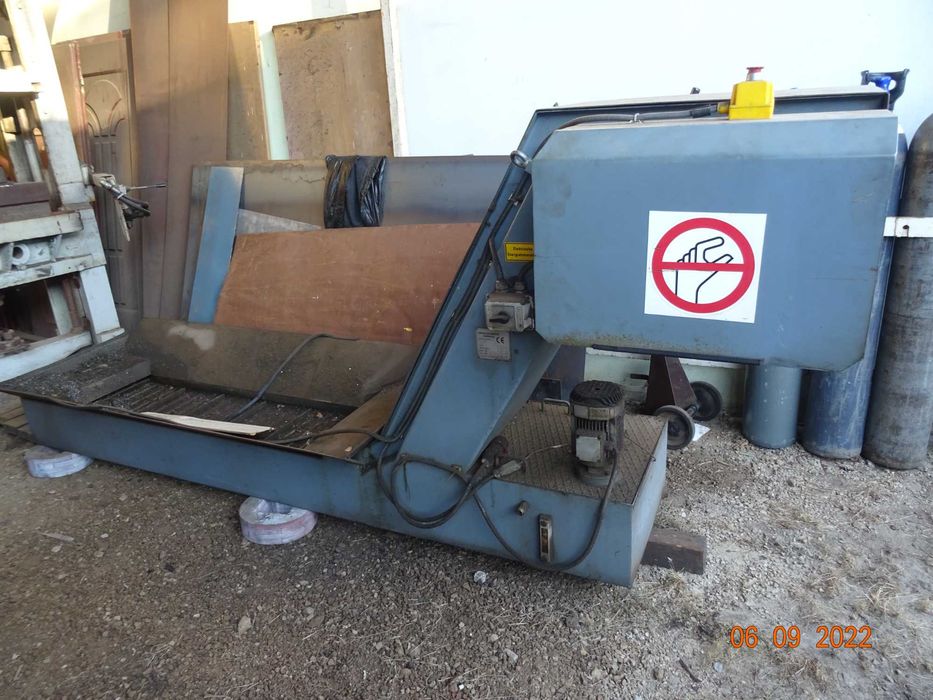 Podajnik do wiórów do tokarki Tur 540