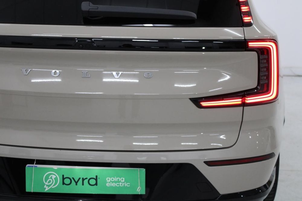 Volvo EX90 111 kWh Twin Motor Performance Ultra
