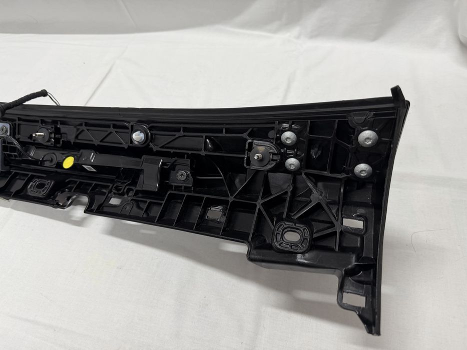 Spoiler Światło STOP Tył VOLVO C40 22-24r. EC40 25-26r.