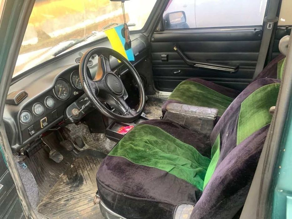 Автомобиль ваз 2106