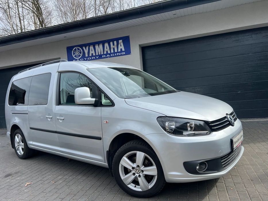 Volkswagen Caddy MAXI 6-drzwi salon  super stan orygimał