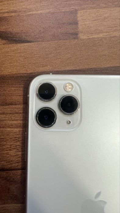 Iphone 11 pro max 64gb -muito bom estado