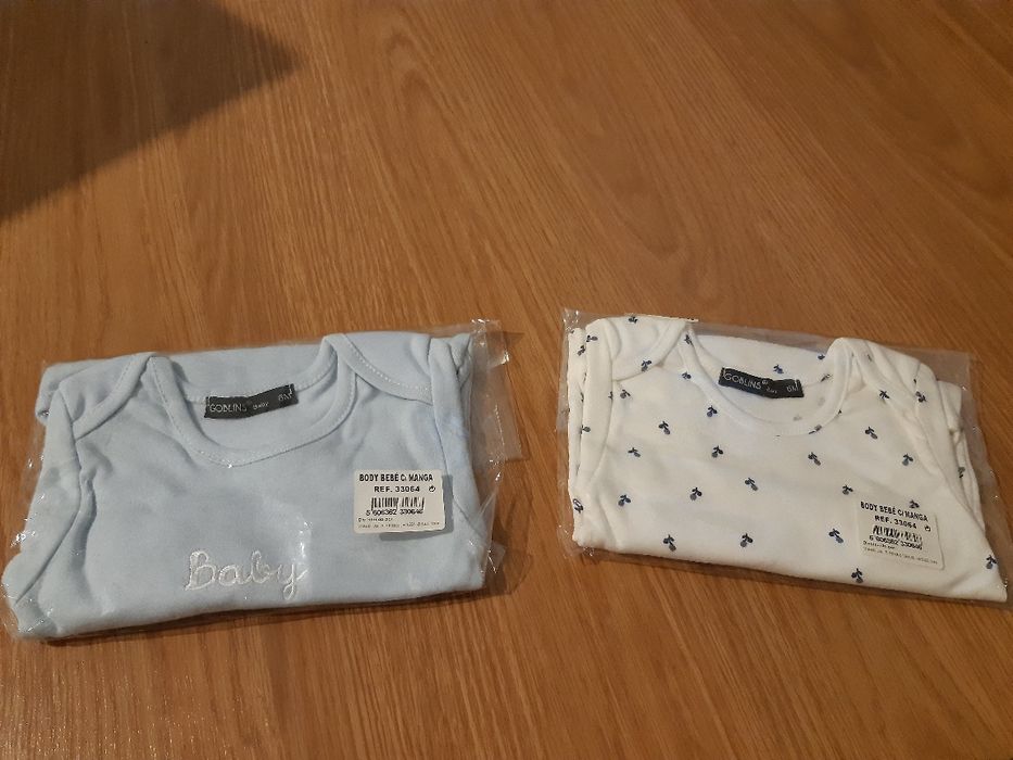 Roupas bebé bodys, fraldas ( NOVO)
