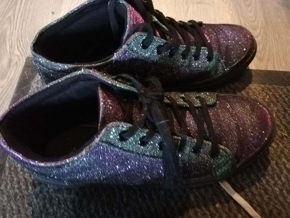 Buty sportowe kameleony 37,5
