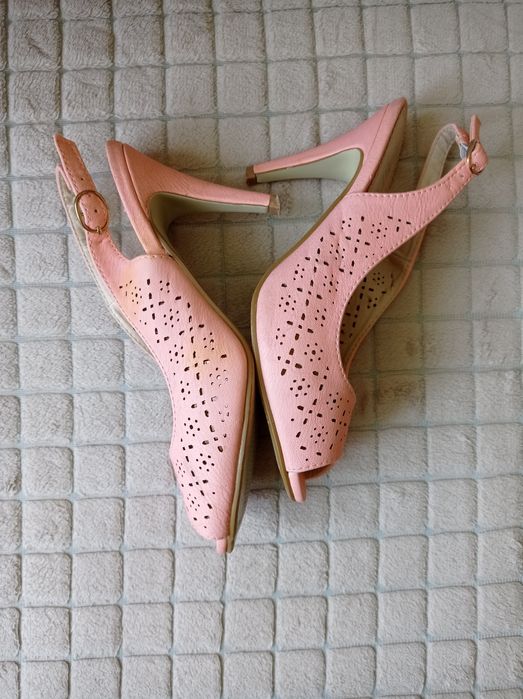 Szpilki damskie różowe