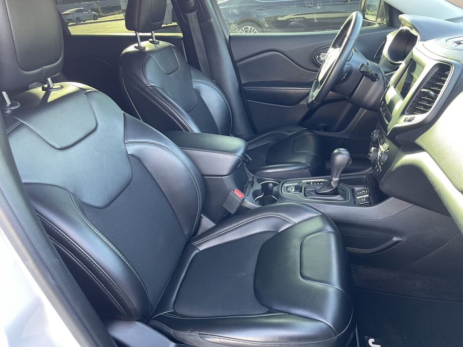 Jeep Cherokee 2018  (FL)/KL  3.2 АТ  271 к.с. Latitude Plus