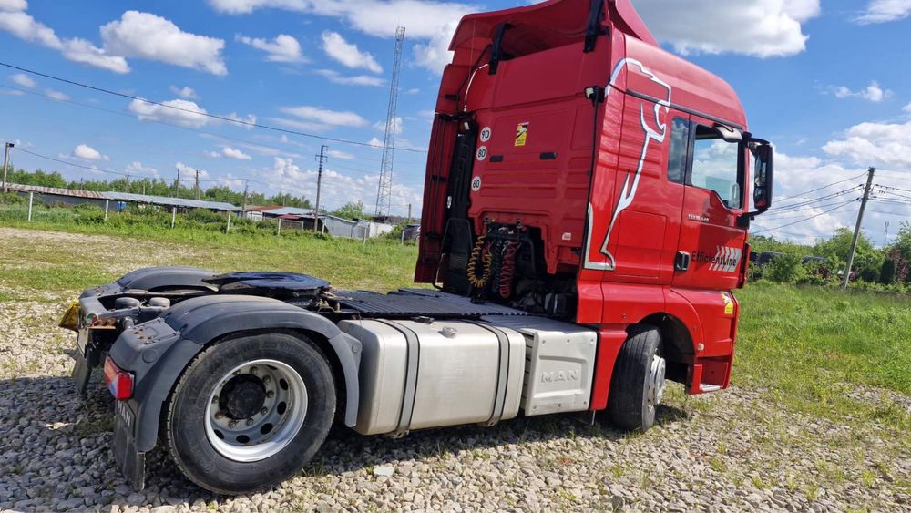 Продам вантажівку MAN TGX 2015 року, у відмінному технічному стані