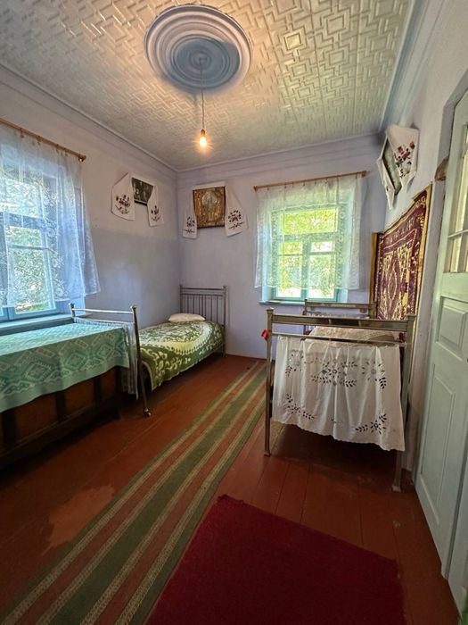 Продам будинок в селі Кадиївці
