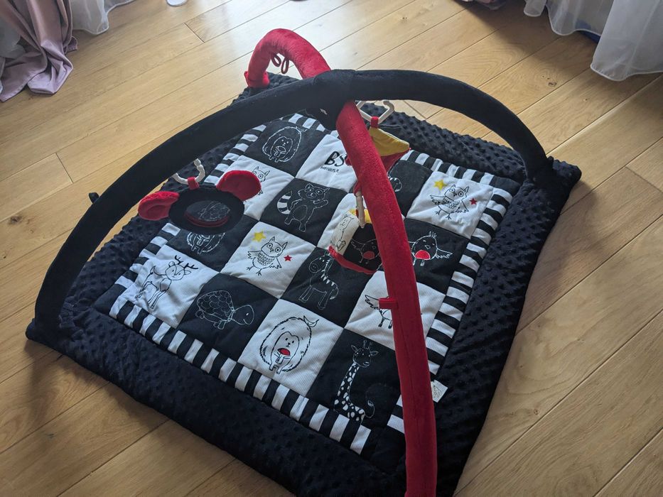 Mata edukacyjna kontrastowa