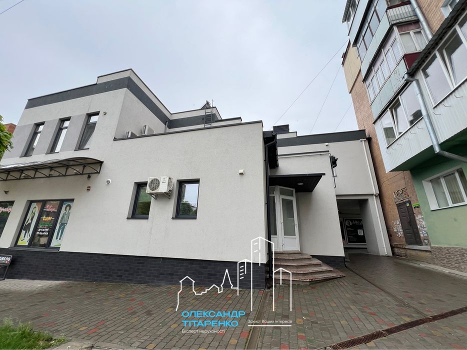 Продається просторе комерційне приміщення в центрі міста — 260 м²!