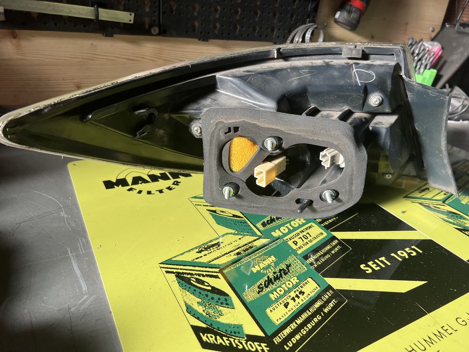 Farolim traseiro Mazda 6 2009