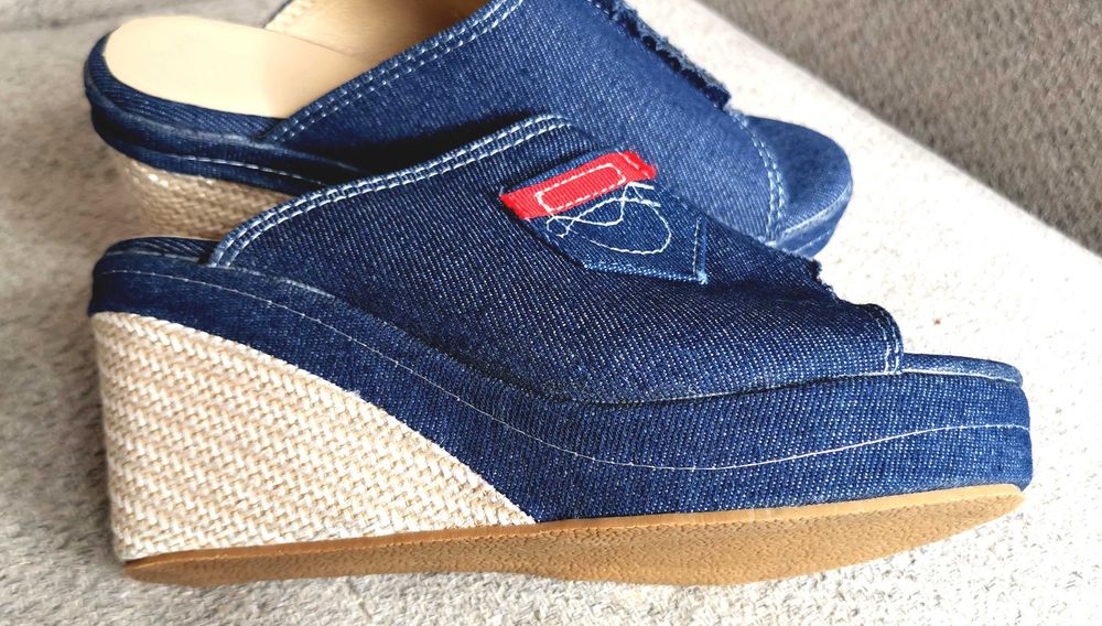 Buty na koturnie nowe, klapki, damskie Jeansowe rozmiar 38