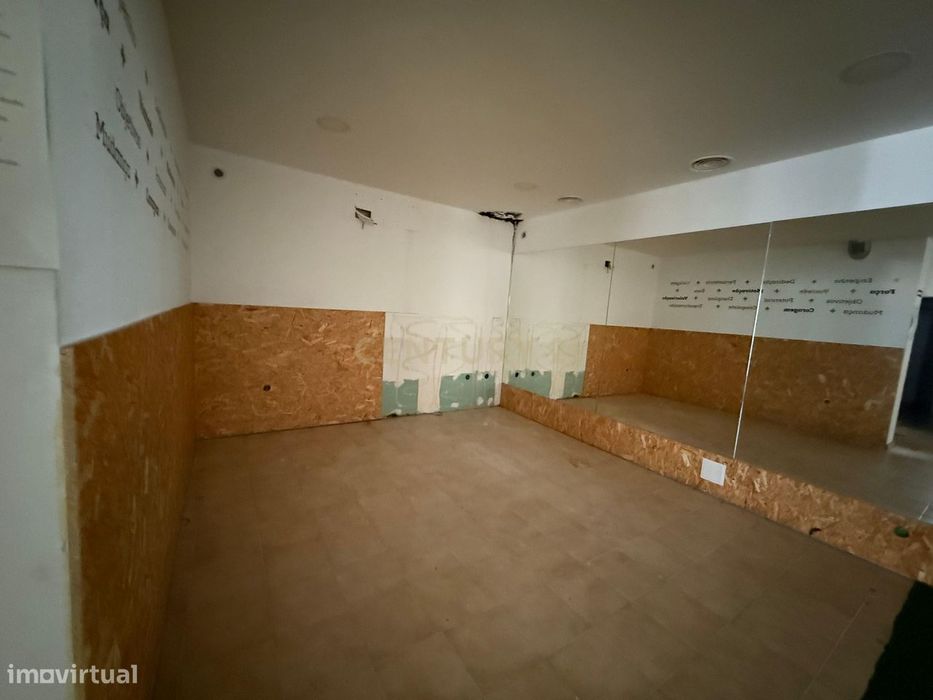 Loja no CENTRO de Bragança - 85.000€