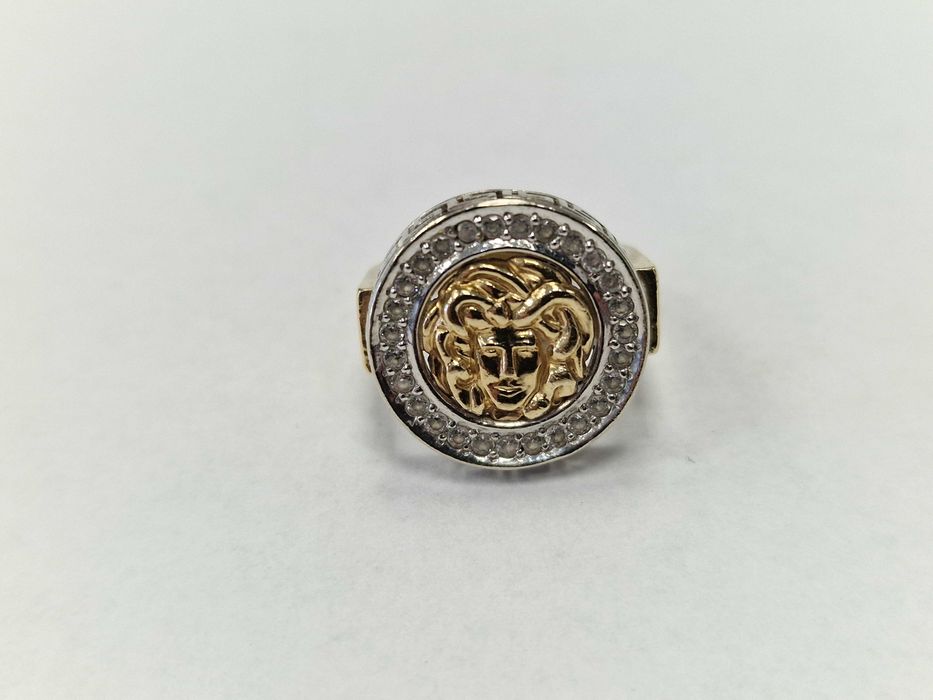 Złoty pierścionek damski / 585/ 5.28 gram/ R13/ XX wiek/ cyrkonie