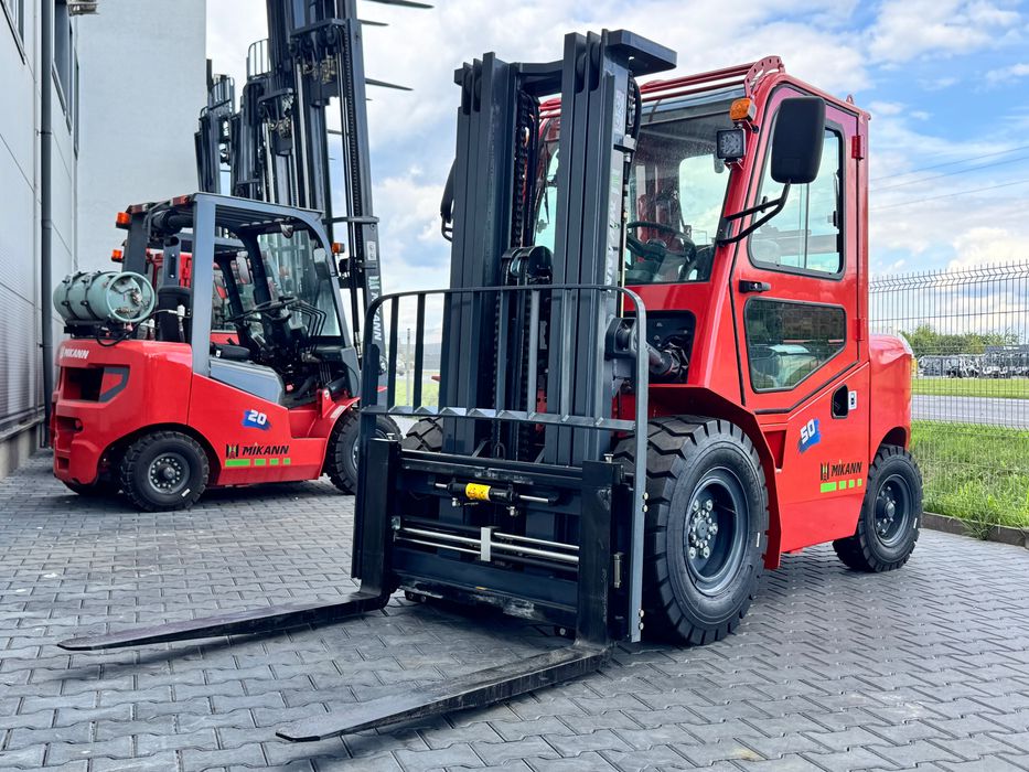 Wózek Widłowy 5T MIKANN, Maszt 4,5m, Triplex, Diesel, Kabina