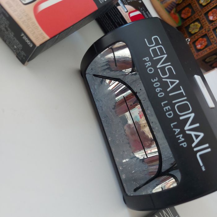Sensationail Pro 3060 Led Lamp + Vernizes