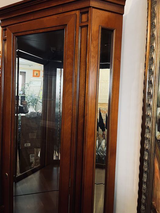 Witryna narożna włoska SELVA – lite drewno – styl klasyczny