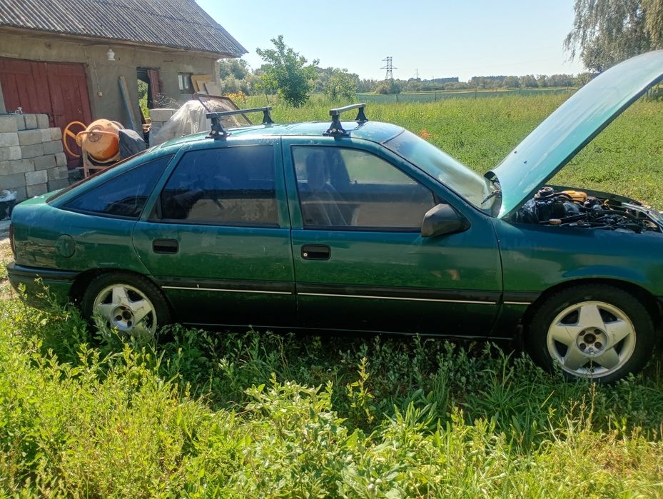 Опель Вектра А .