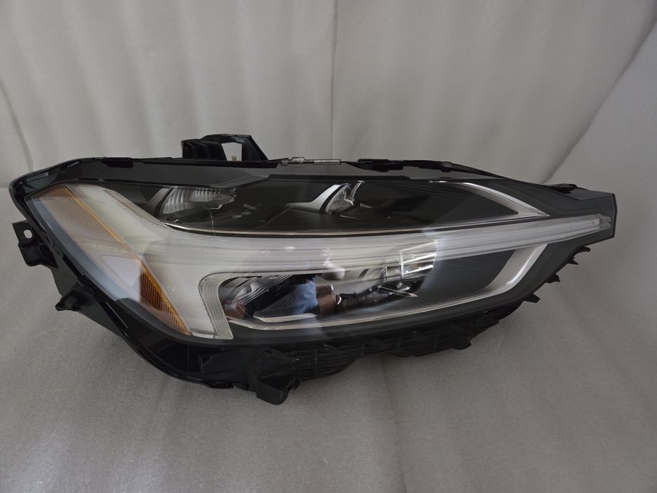 Фара права Volvo XC60 2018-2022 Full Led USA