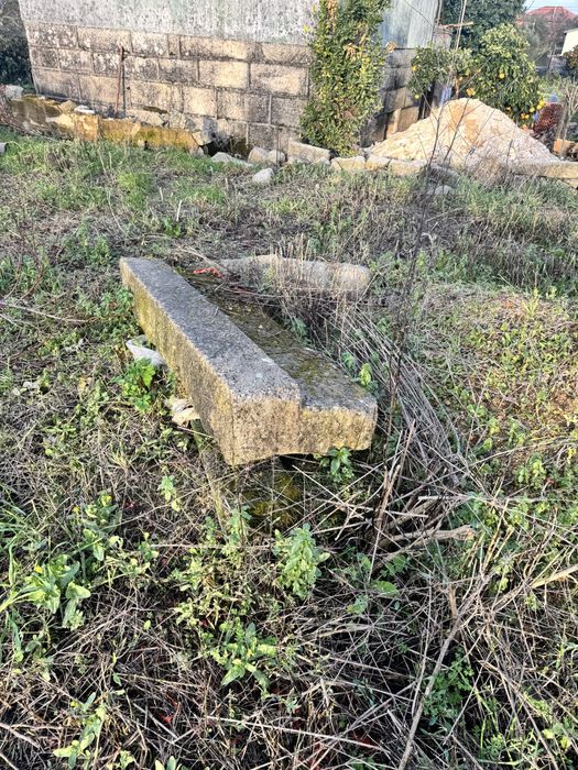 Pedras para construir muro ou caminho