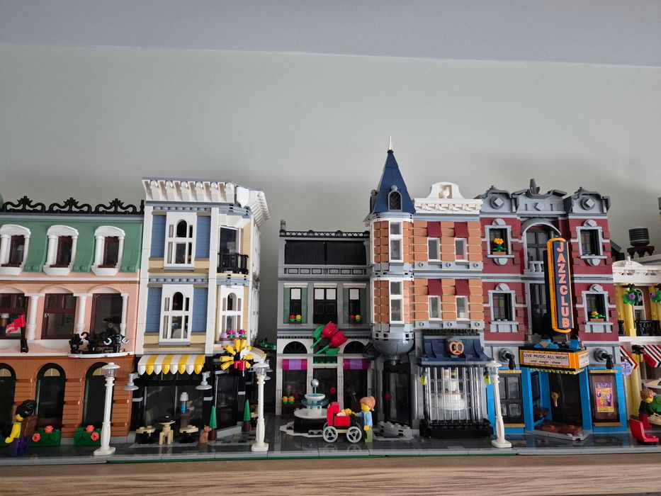 Kolekcja LEGO MODULAR: 10243 10255 10260 10264 10270 10278 10297 10312 40532 40586