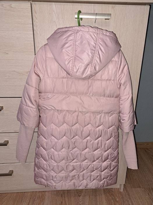 Куртка подовжена на дівчинку