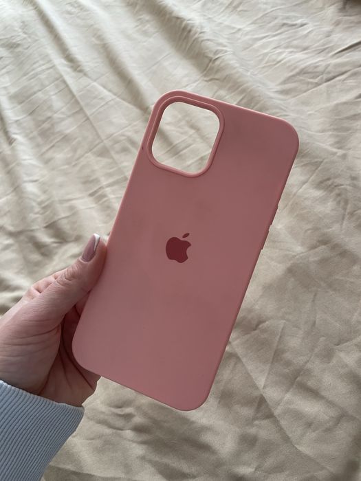 Продаю чохли на iPhone 12 Pro Max