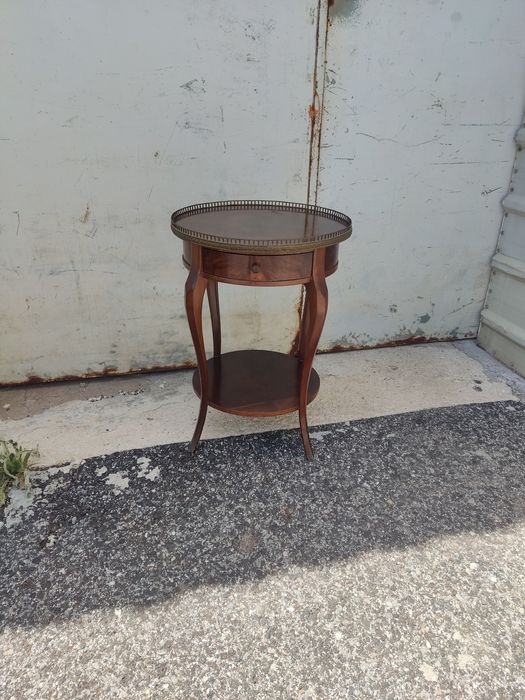 Mesa de apoio antiga
