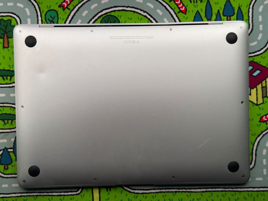 MacBook Air M1 8GB RAM, 512GB pamięci