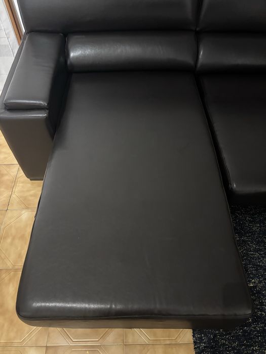 Sofá Chaise Longue Preto Moderno – Muito Estimado e Confortável