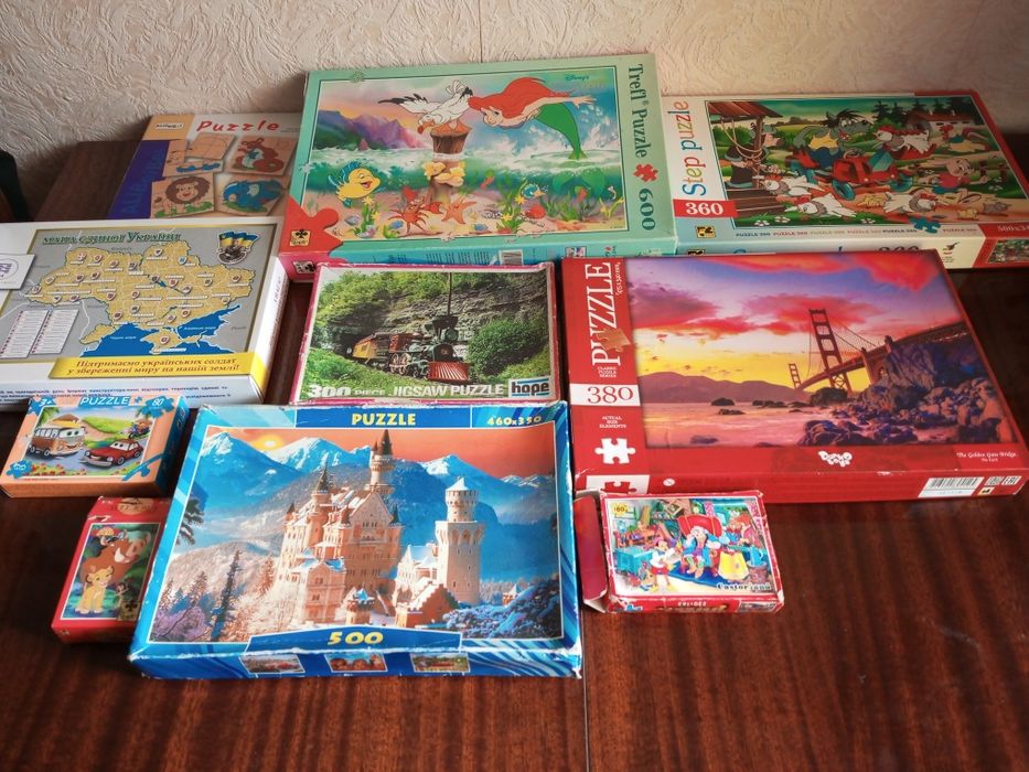 Продам пазлы на разное количество элементов