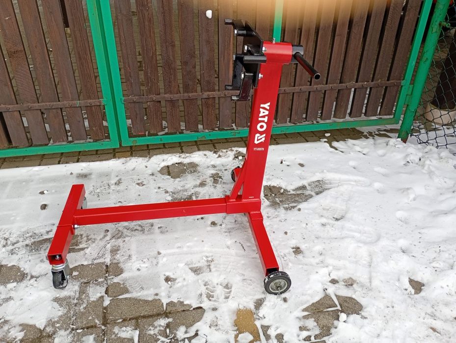 Stojak do silnika YATO