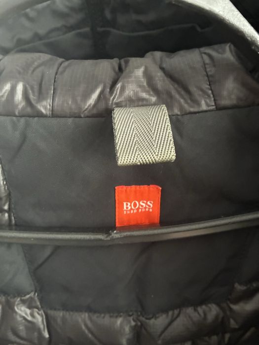 Hugo Boss (довгий пуховик)