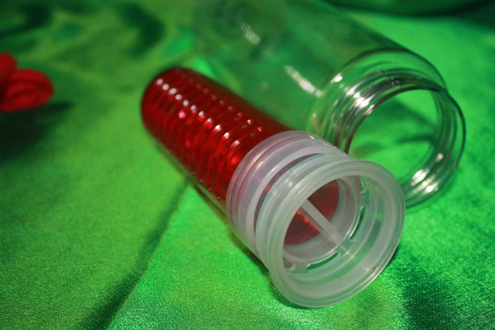 Бутылка для напитков с заварочным узлом 650 мл