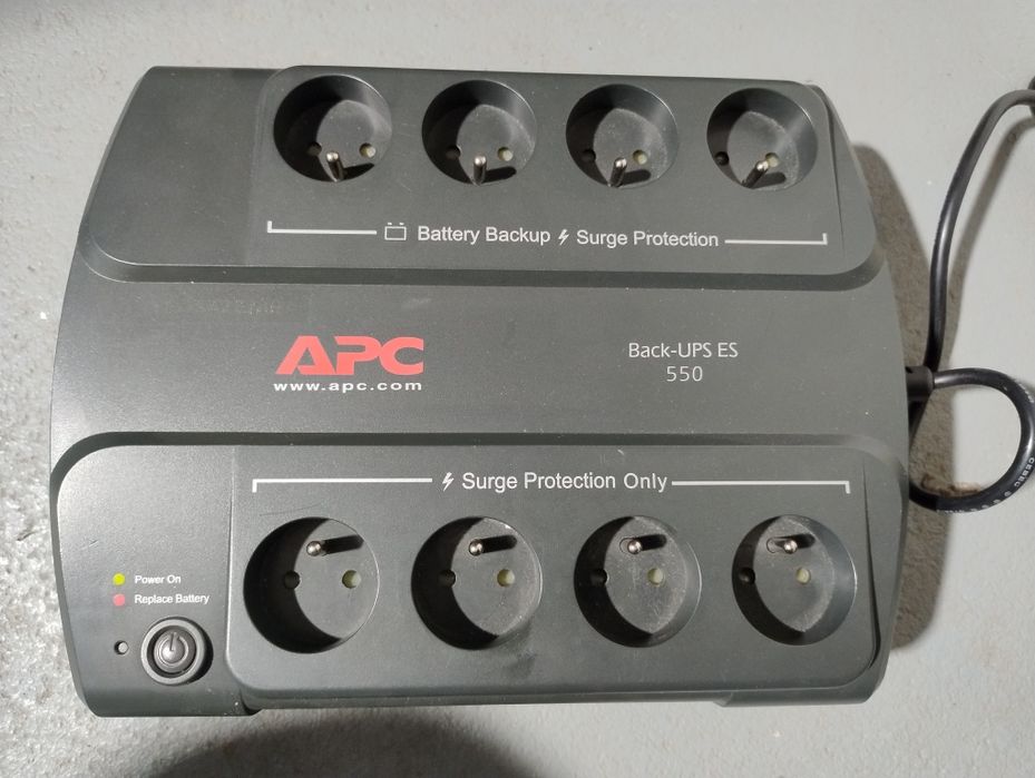 Zasilacz awaryjny UPS