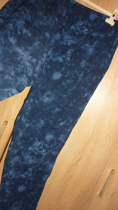 Damskie spodnie z wiskozy w wysokim stanem  R; 46/48