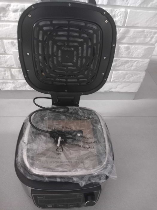 Power XL Multicooker – piekarnik 12 w 1 z funkcją AirFryer