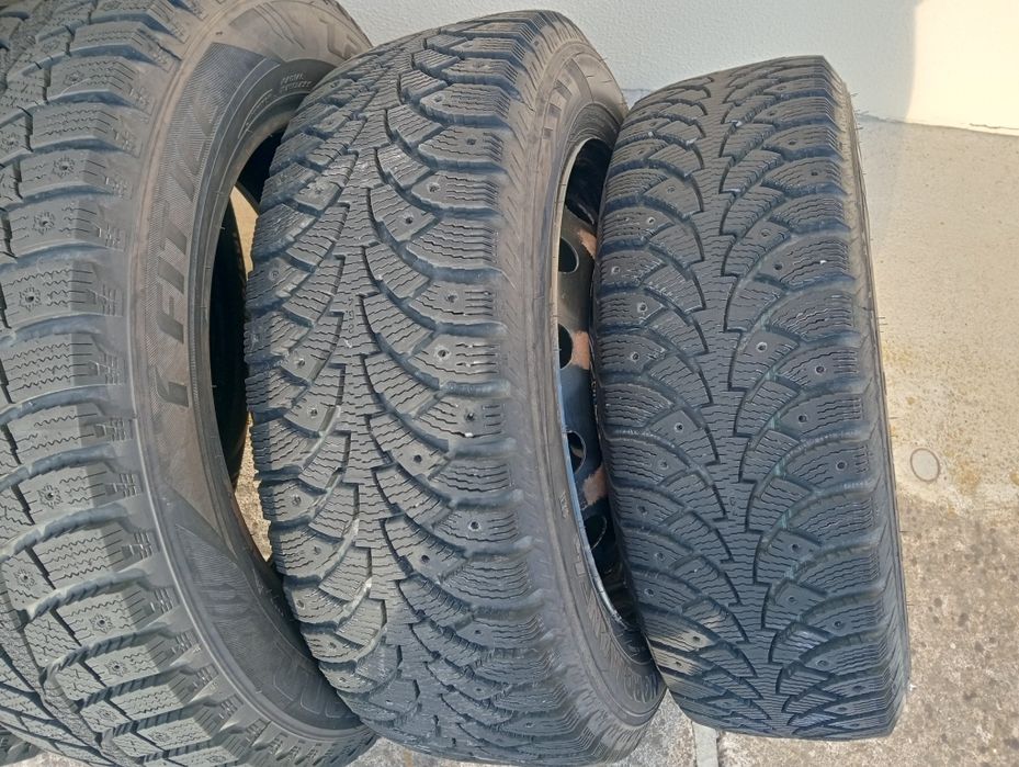 Продам зимову гуму