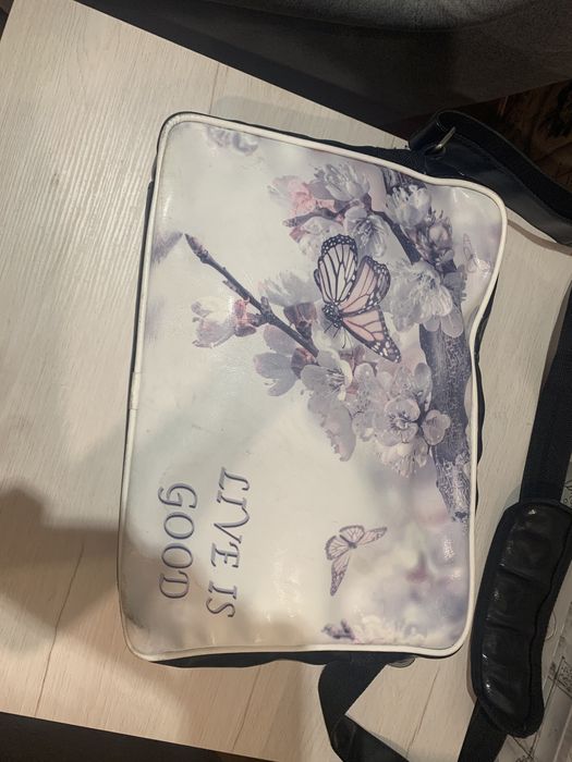 Torebka na ramie z nadrukiem