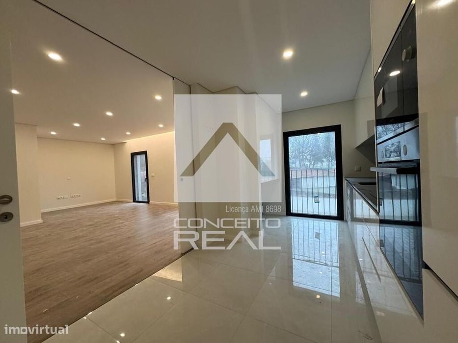 Apartamento T2 | Condomínio Fechado | Águas Santas