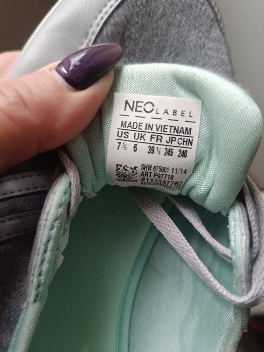 Adidas Neo label  оригінал