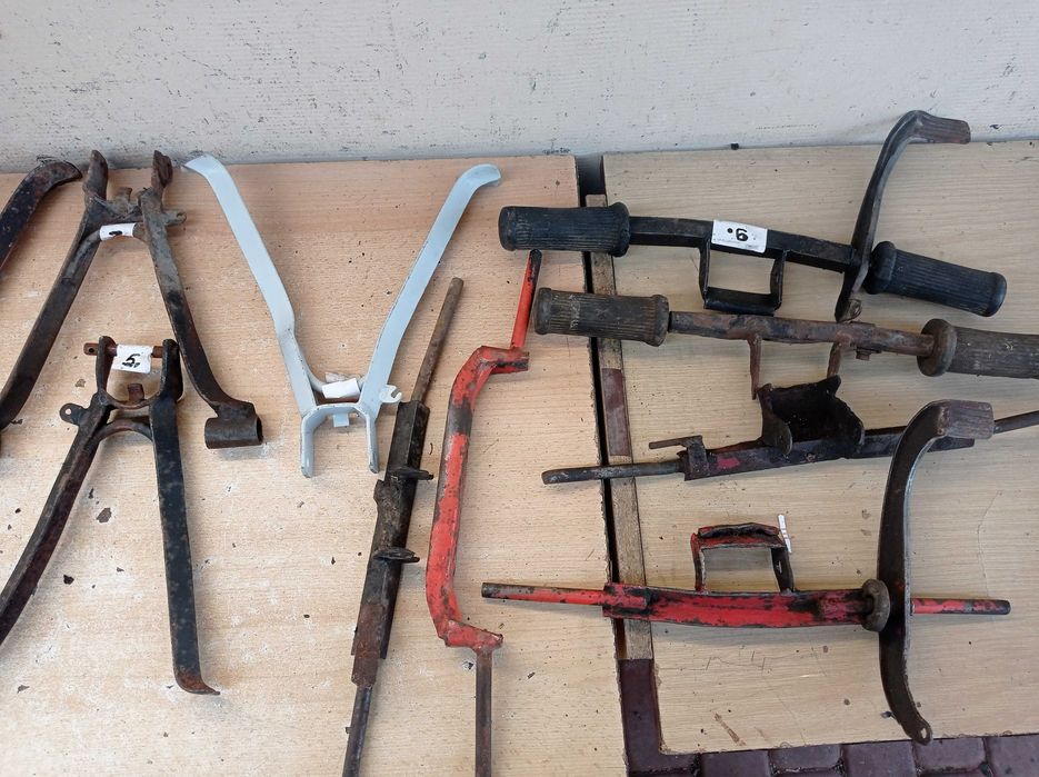 Stopki centralne - podnóżki - Komar, Romet, Jawa 50 (25.4)