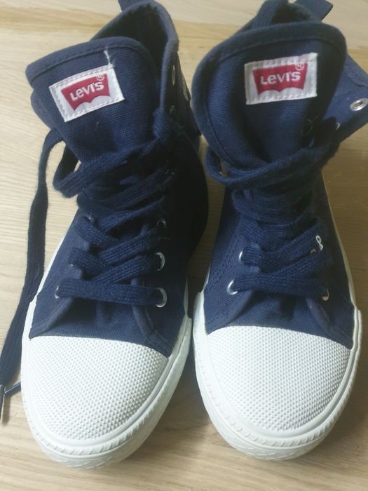 Trampki Levis r 36  nowe !