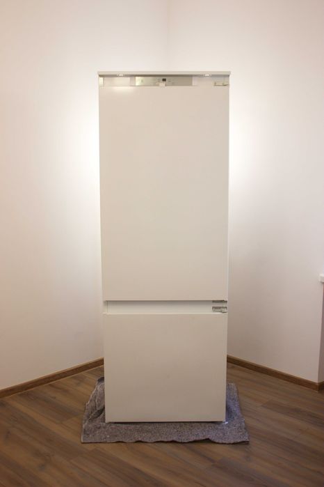 Lodówka Whirlpool SP40 802 EU – świetny stan!