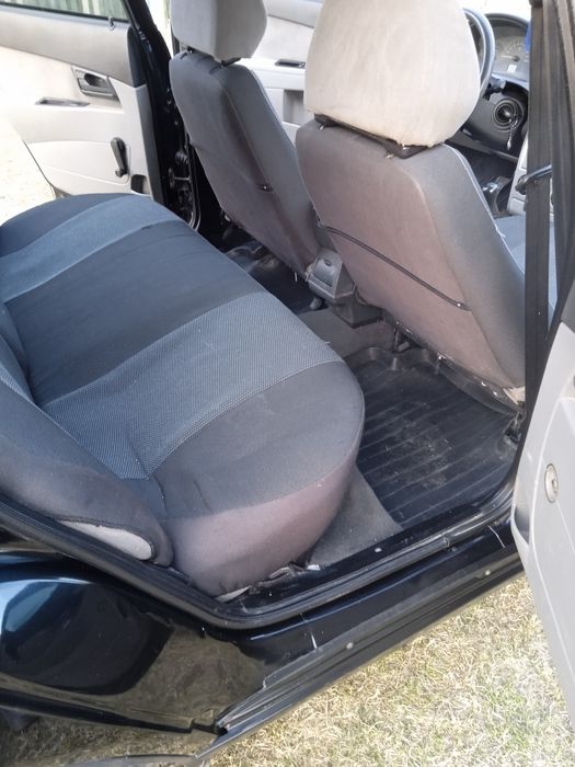 Продам гарну машину