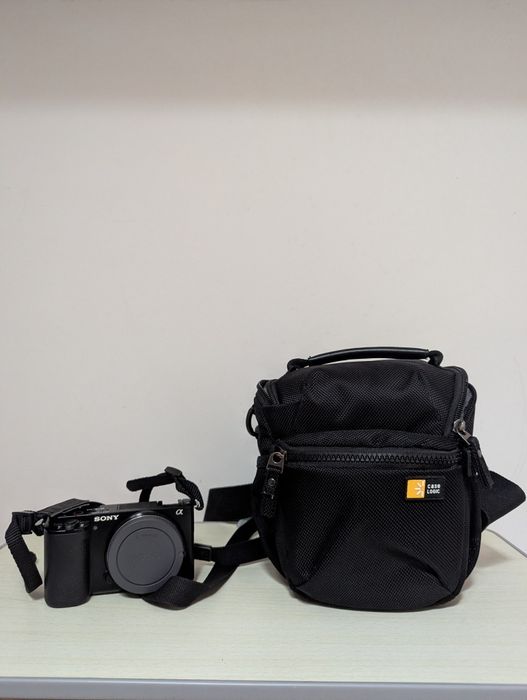 Corpo ZV E10, leva bolsa e carregador original